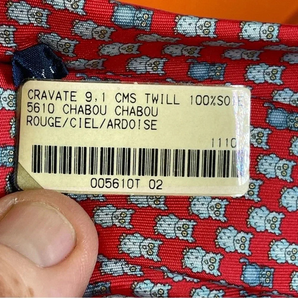 New Hermes Necktie, Handmade 7-Fold 100% Silk - Picture 11 of 11